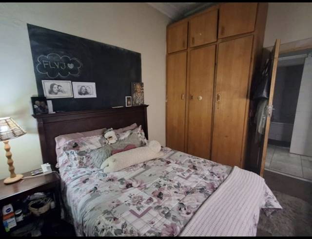 4 BEDROOM HOUSE FOR SALE IN BRENTHURST